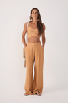 Calça Pregas Bolso Com Lapela
