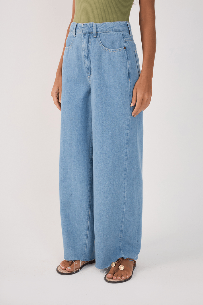 Calça Jeans Reta Média