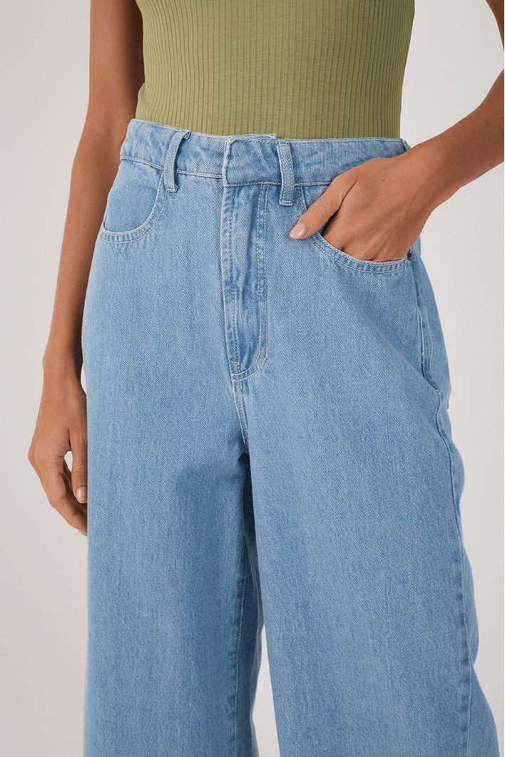 Calça Jeans Reta Média