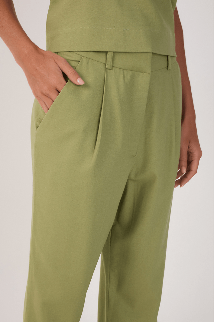 Calça Linho Cenoura