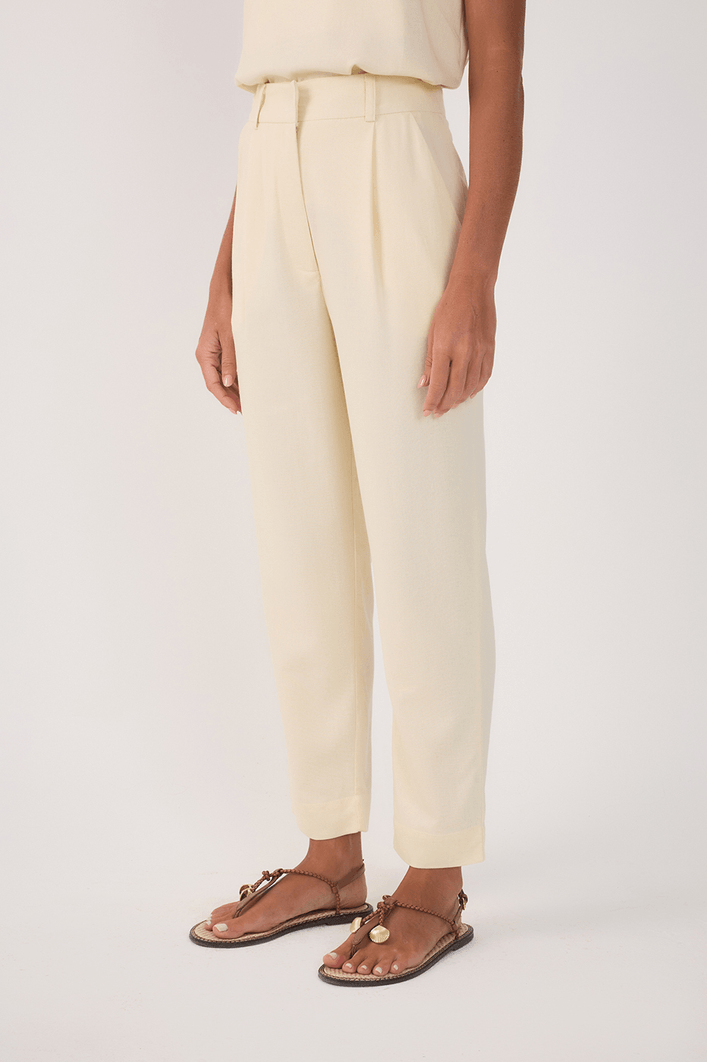 Calça Linho Cenoura