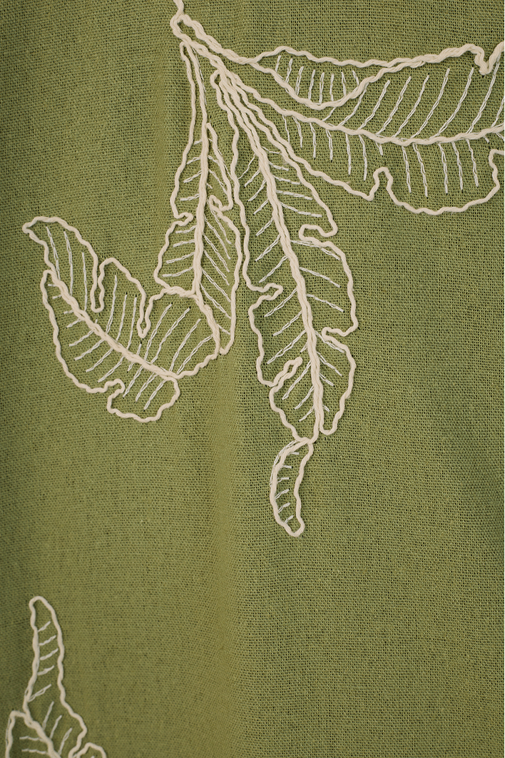 Vestido Cropped Linho Bordado Folhas