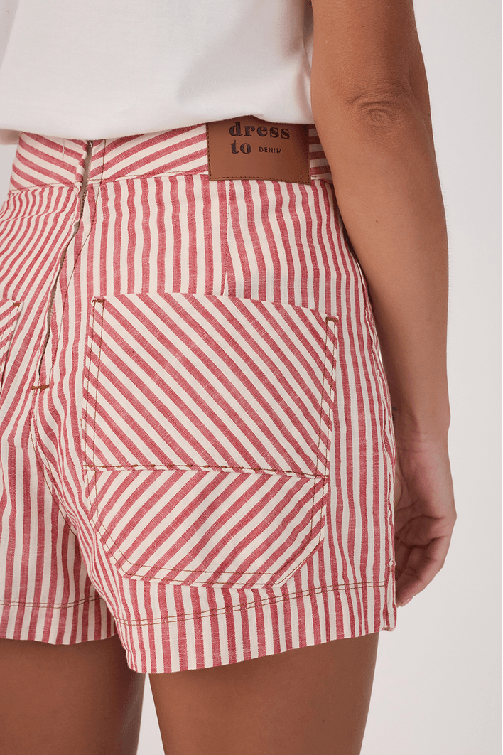 Saia Short Sarja Listras