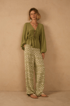 Calça Crepe Estampa Jardim