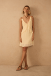 Vestido Curto Crepe Recorte Deslocado