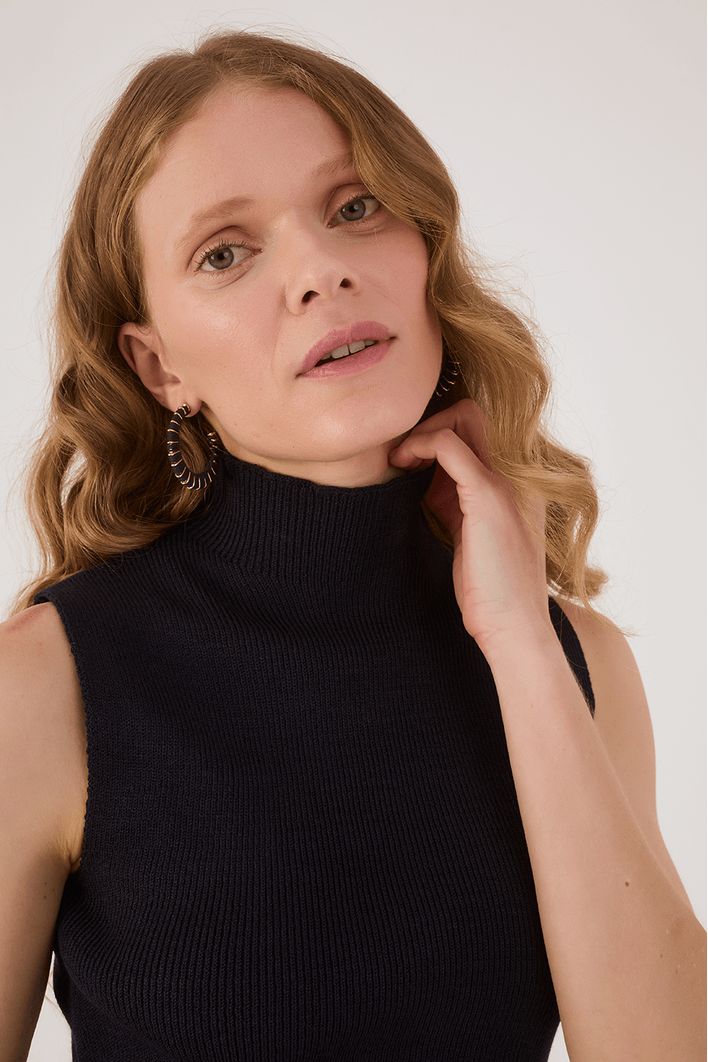 Blusa Tricot Gola Alta