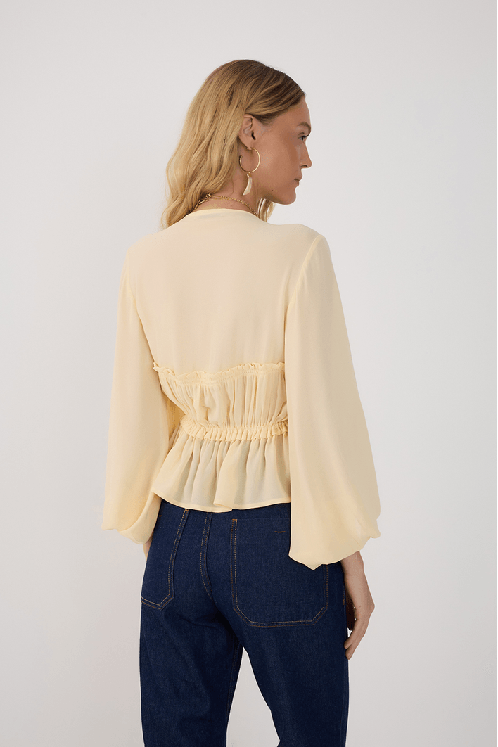 Blusa Crepe Busto Drapeado