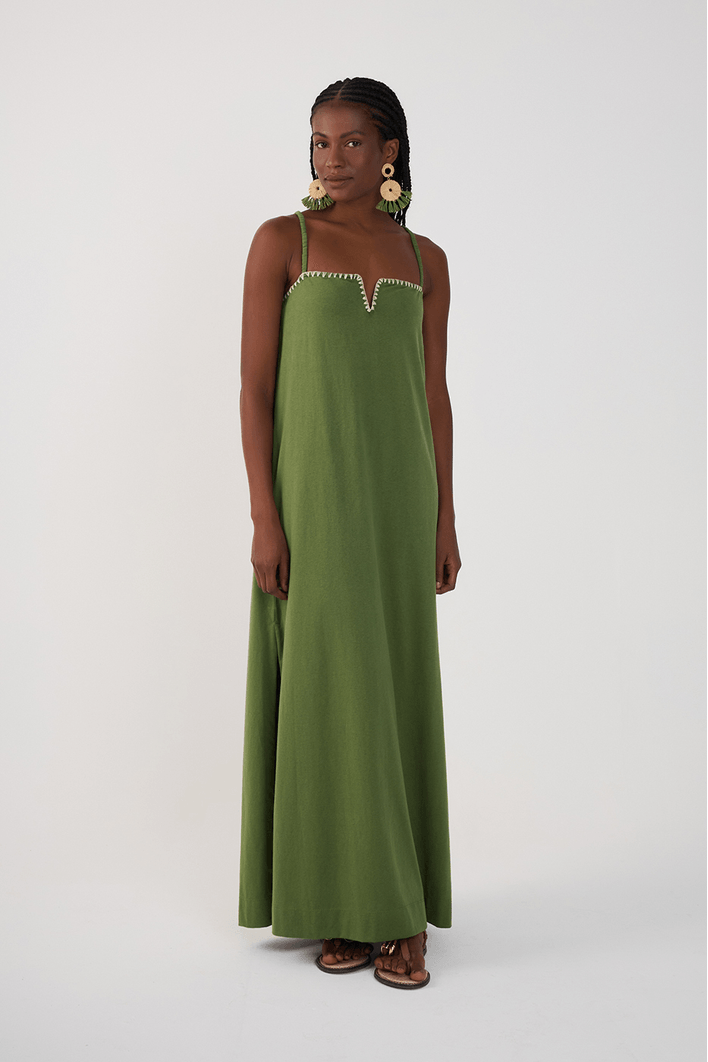 Vestido Bordado Decote