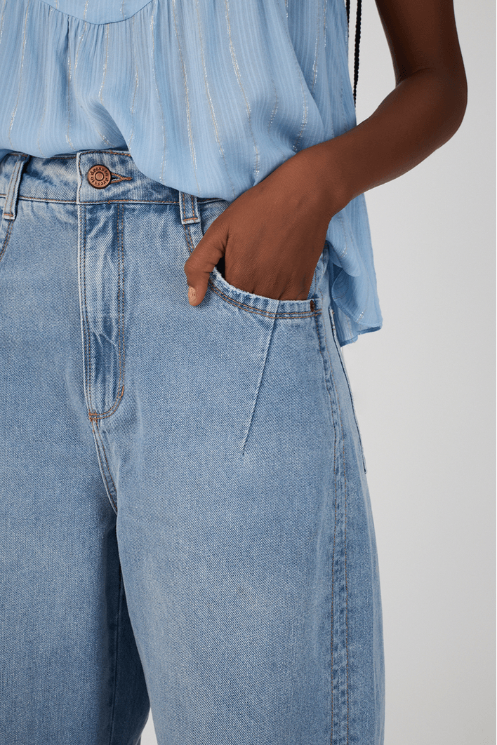 Calça Jeans Barrel Pesponto