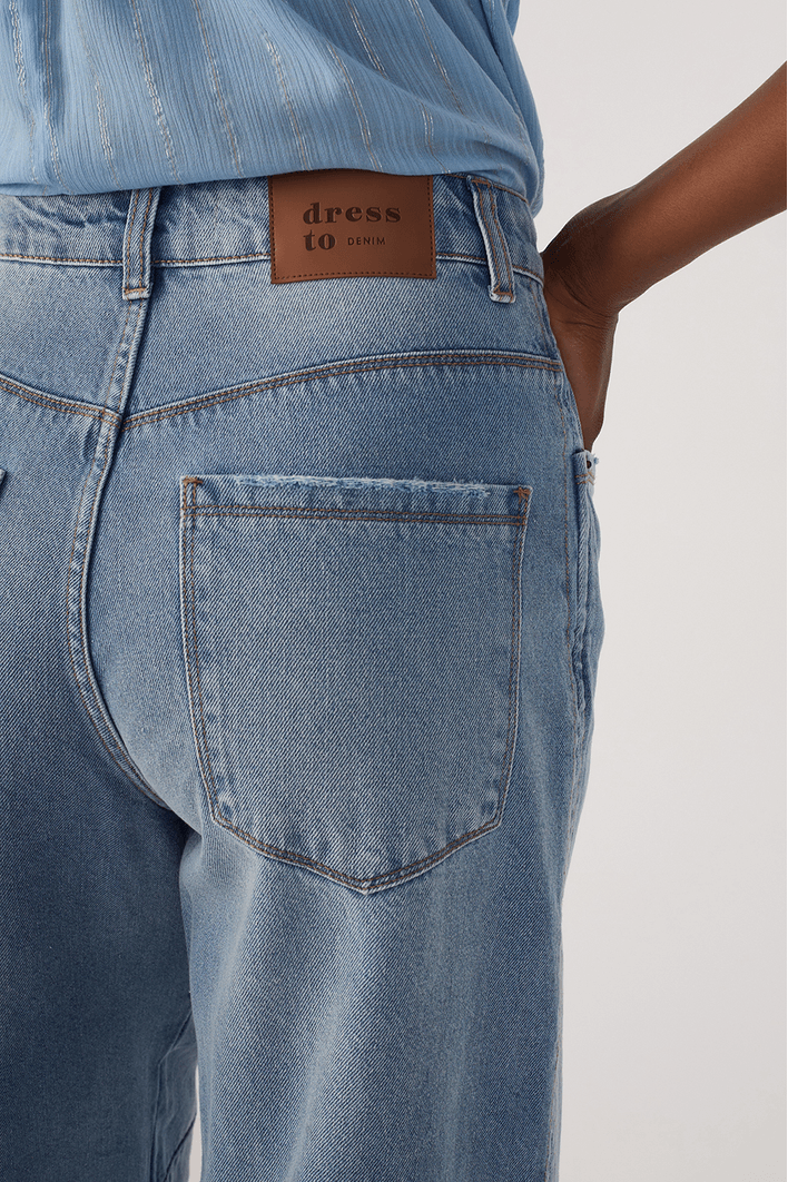Calça Jeans Barrel Pesponto