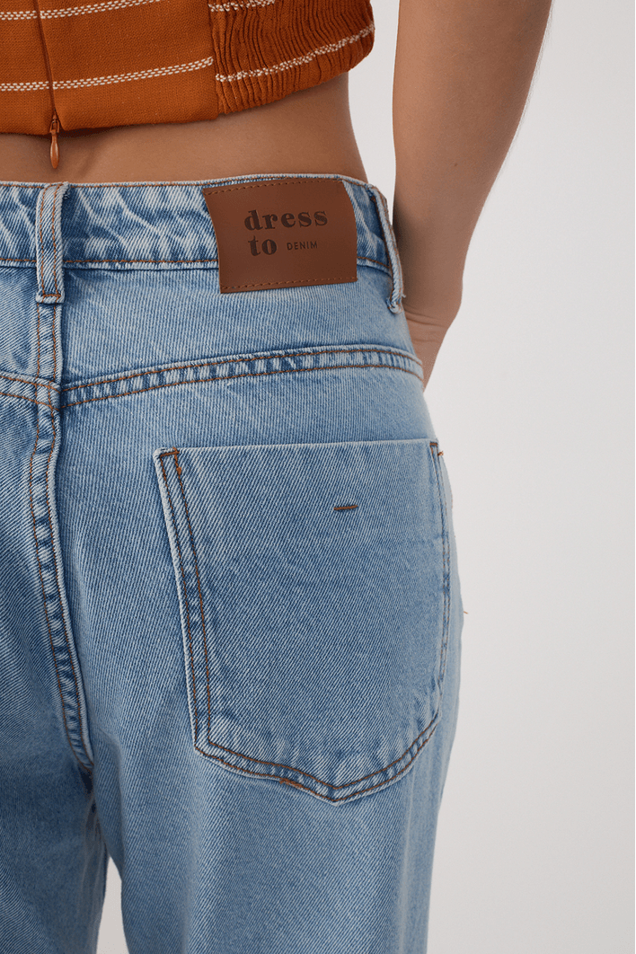 Calça Jeans Fluida Recortes