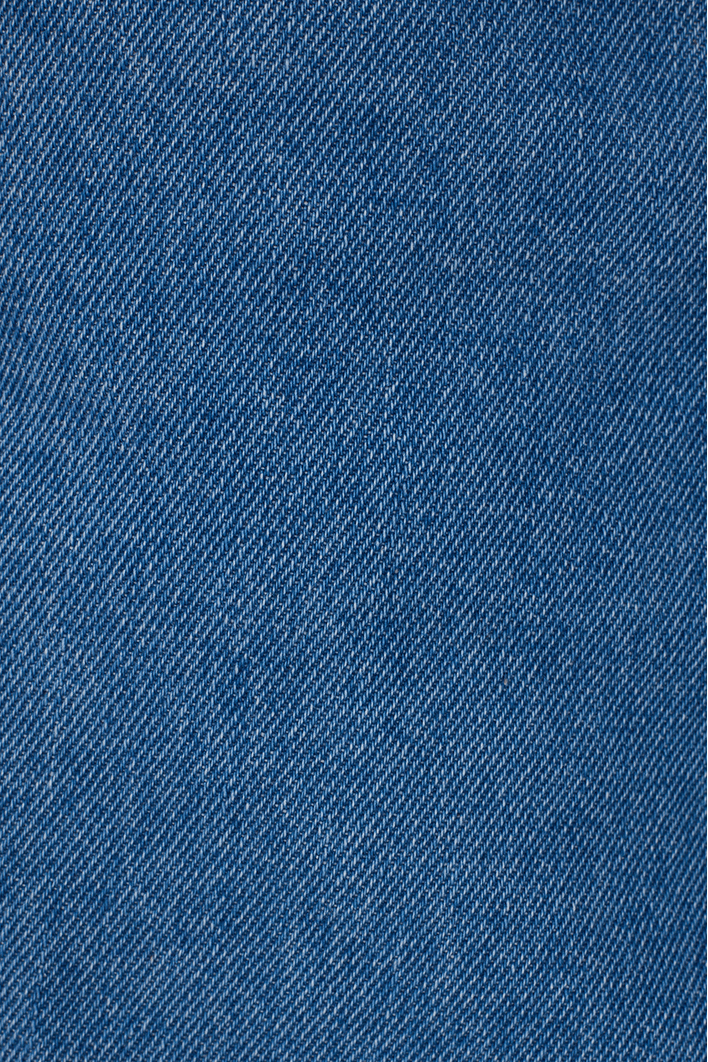 Bermuda Jeans Costura Deslocada