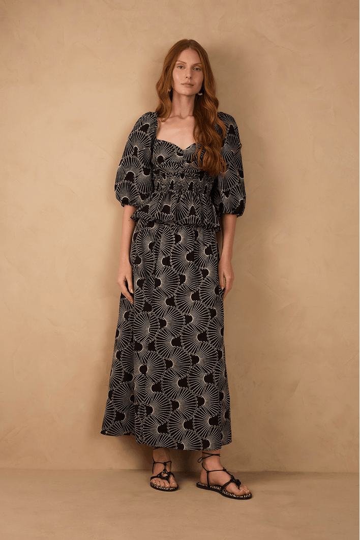 Saia Cropped Bordado Ondas