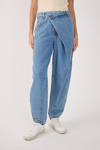Calça Jeans Barrel Transpassada