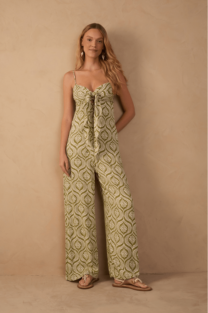 Macacão Crepe Estampa Jardim