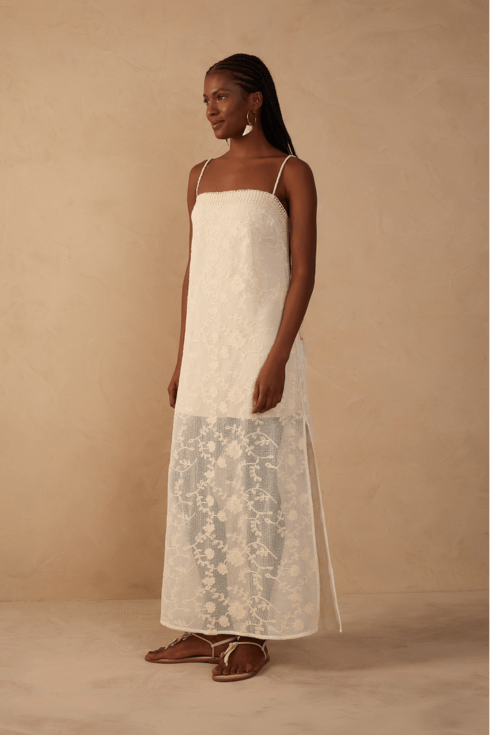 Vestido Tela Bordada