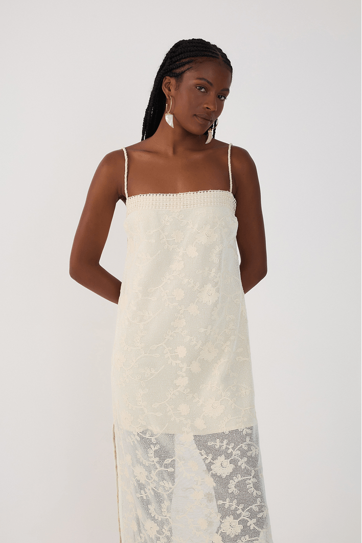 Vestido Tela Bordada