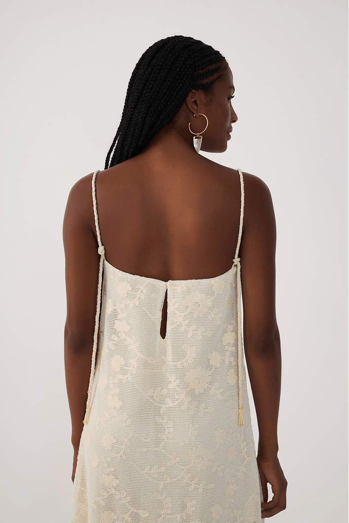 Vestido Tela Bordada