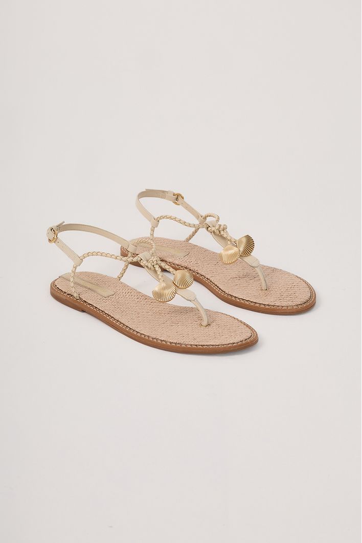 Sandália Rasteira Conchas