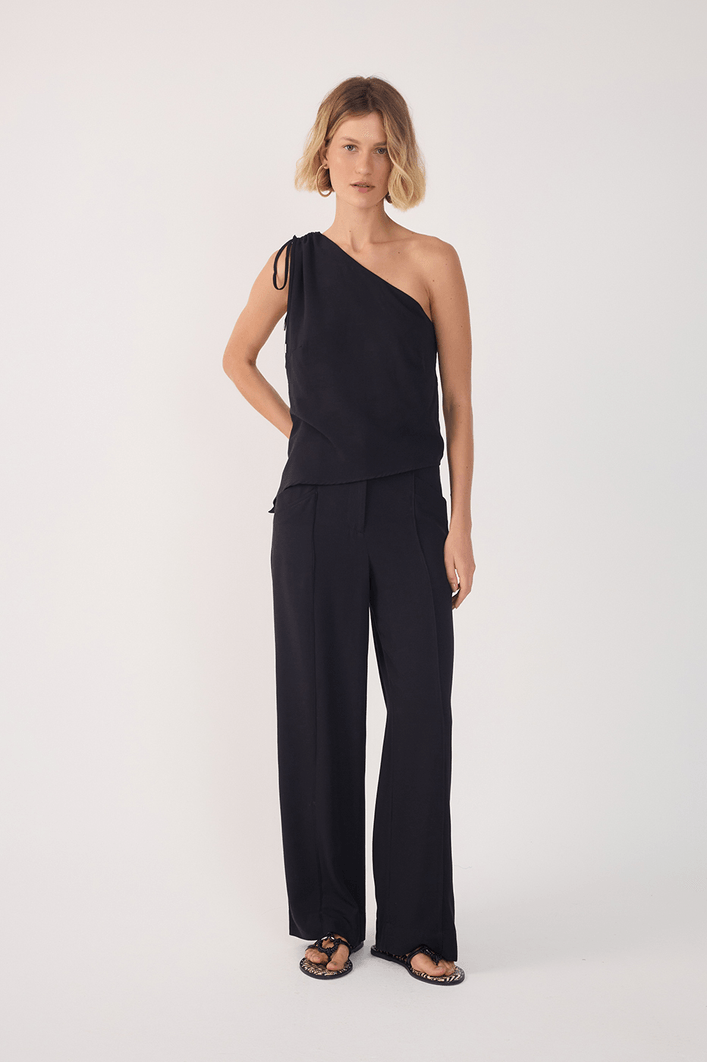 Calça Bolso Deslocado