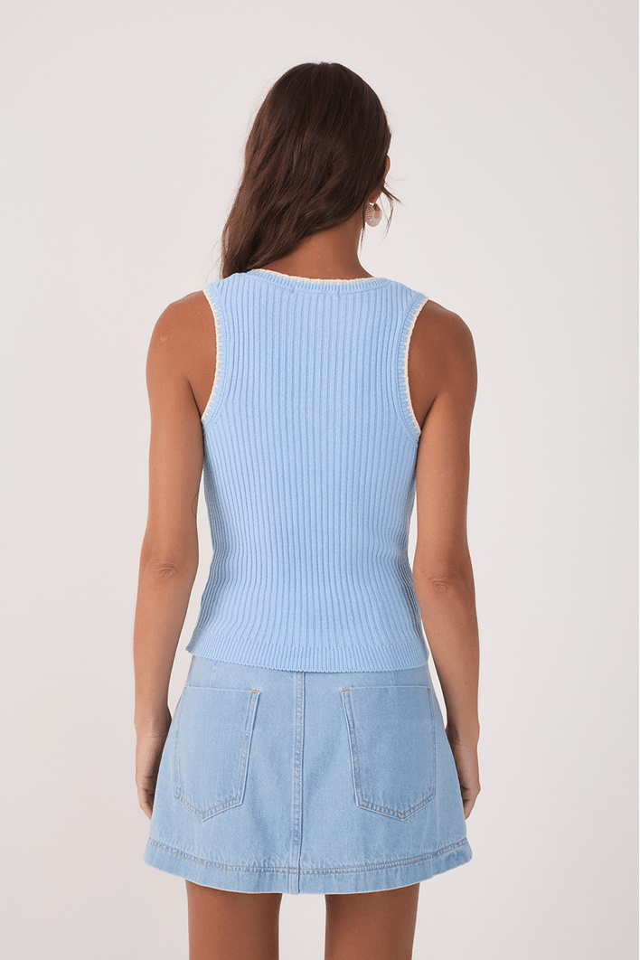 Blusa Tricot Decote Bordado
