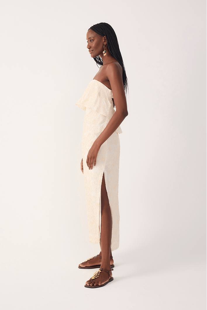 Vestido Midi Bordado Cadarço