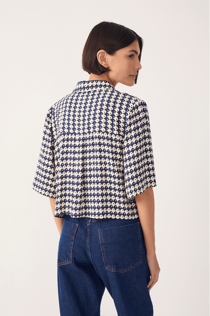 Camisa Cropped Estampa Escama Azul