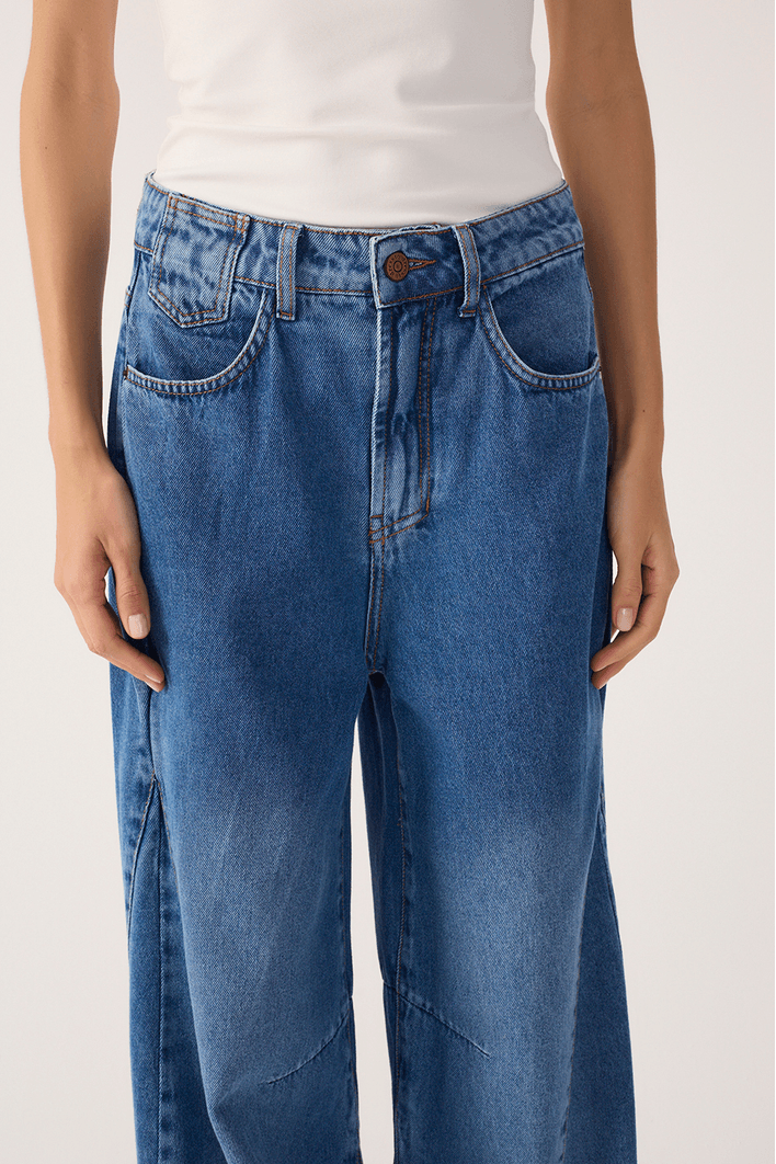 Calça Jeans Recortes