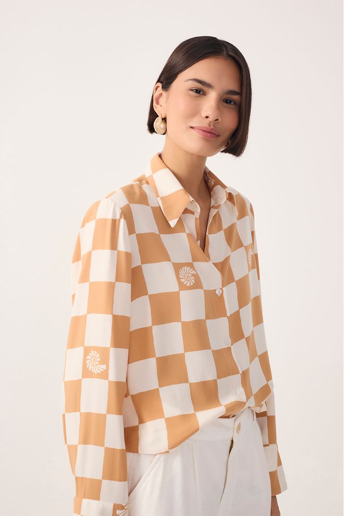 Camisa Estampa Jogo de Conchas