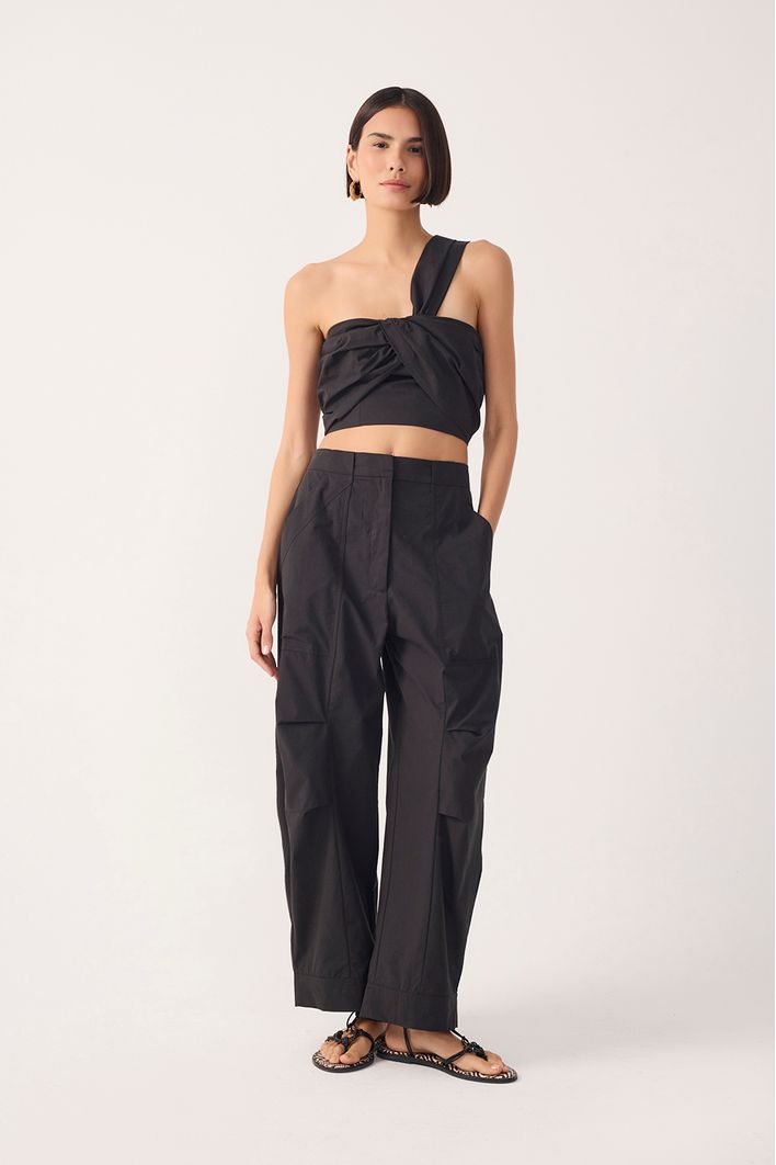 Calça Algodão Pregas Pernas