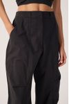 Calça Algodão Pregas Pernas