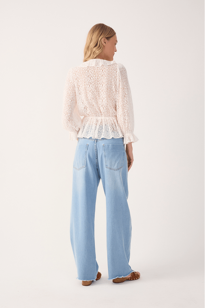 Calça Jeans Barrel Barra Desfiada