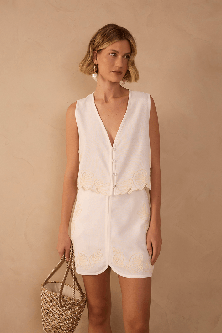 Colete Linho Bordado Barra