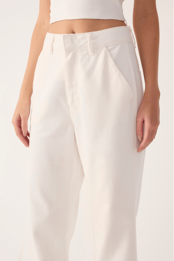 Calça Sarja Alfaiataria Flare