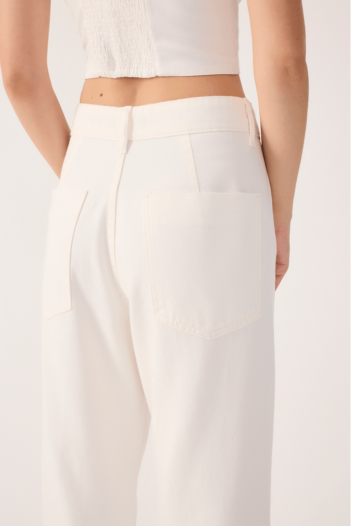 Calça Sarja Alfaiataria Flare