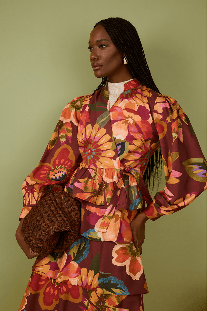 Blusa Transpassada Estampa Garden