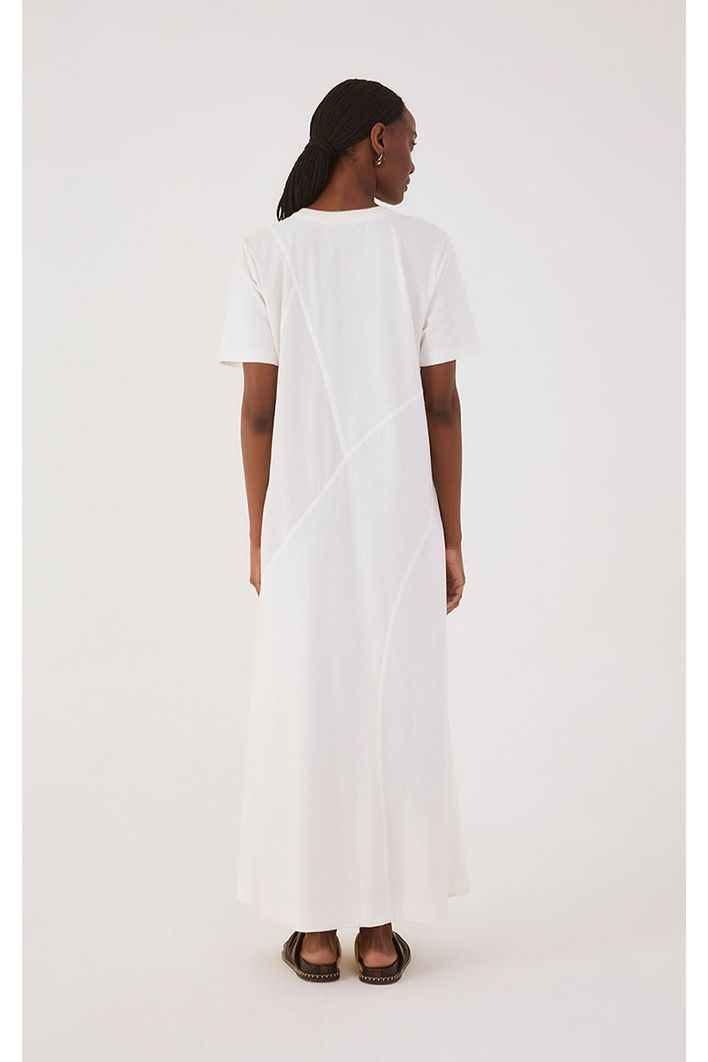 Vestido Recortes Com Tecido