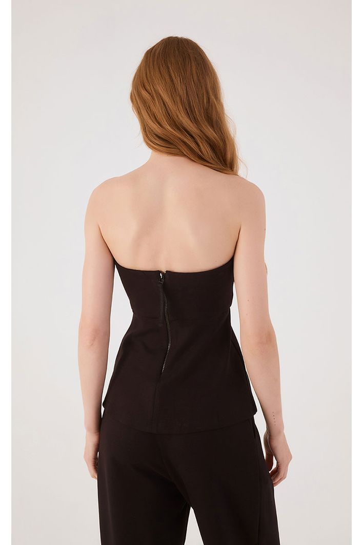 Blusa Strapless Alfaiataria