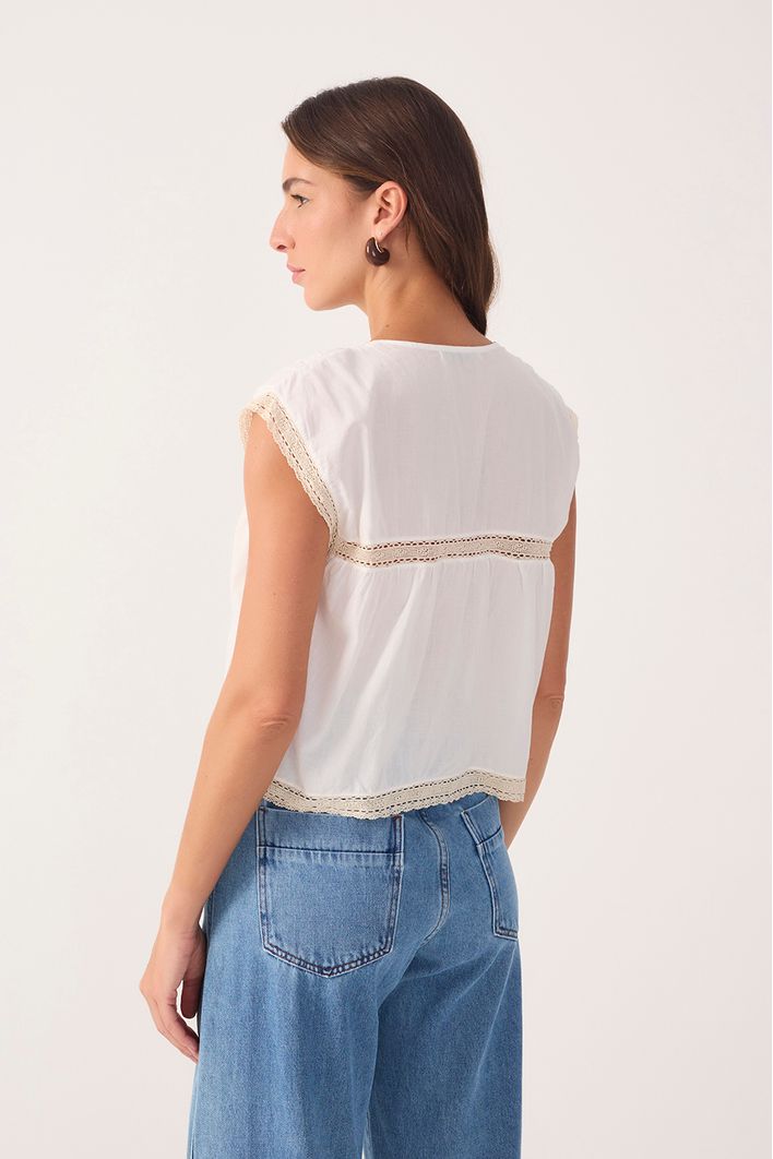 Blusa Voil Entremeio