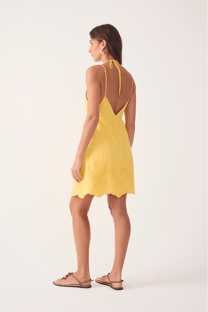 Vestido Curto Algodão Bordado Barrado