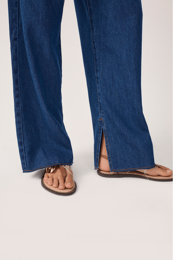 Calça Jeans Reta Fenda