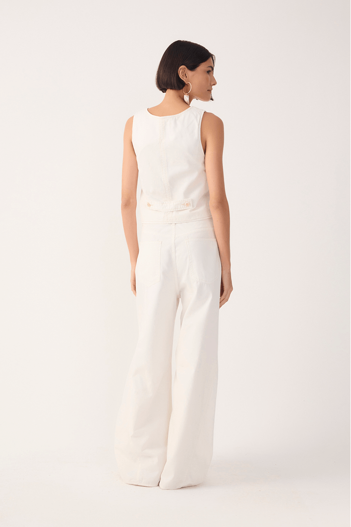 Calça Sarja Recortes Pespontos