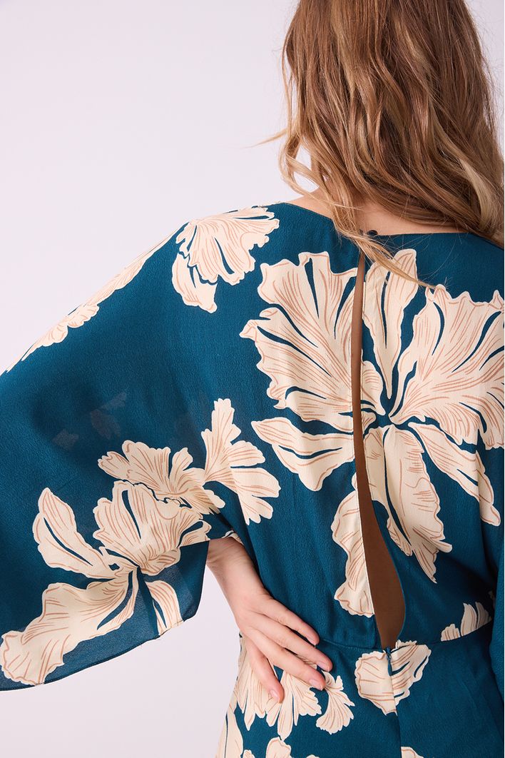 Macaquinho Estampa Pétala Verde