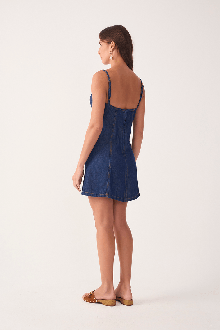 Vestido Jeans Curto Recortes
